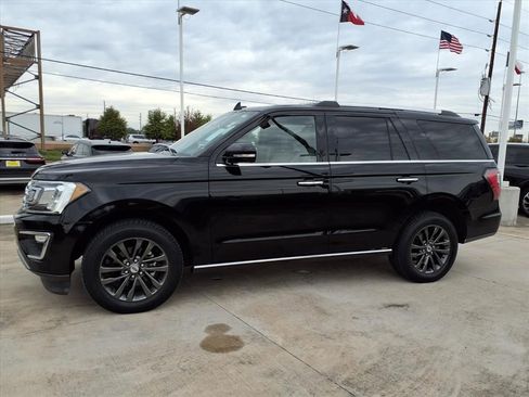 Used 2021 Ford Expedition Limited image 3