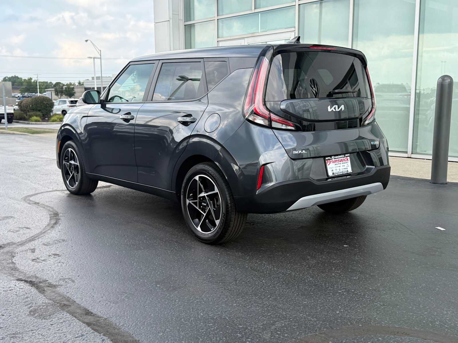 Used 2023 Kia Soul EX FWD image 6