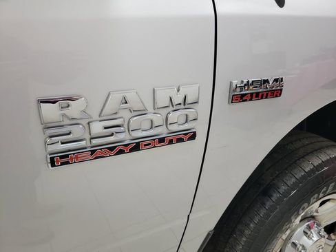 Used 2017 RAM 2500 Tradesman w/ Chrome Appearance Group image 25