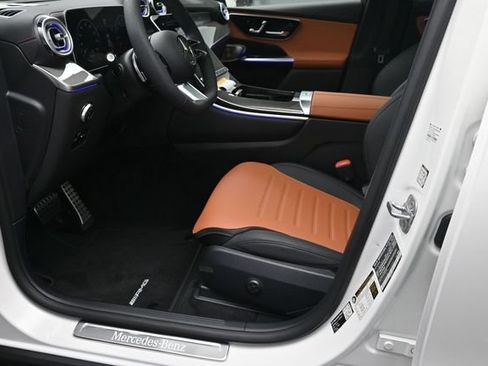 Used 2026 Mercedes-Benz GLC 300 image 17