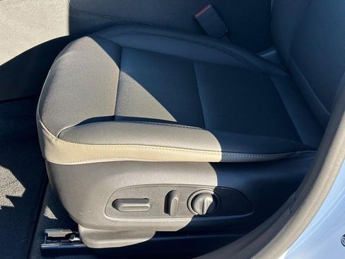 New 2026 Chevrolet Trax ACTIV w/ Driver Confidence Package image 21