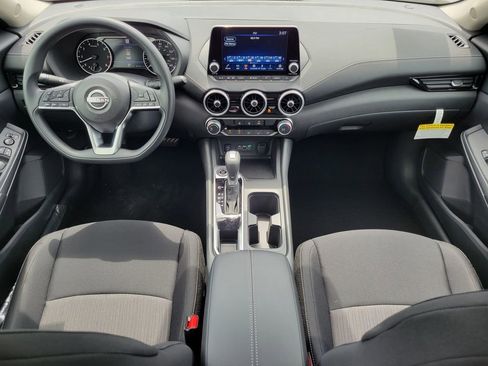 New 2025 Nissan Sentra SV image 18