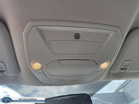 Used 2017 Ford Escape SE w/ Equipment Group 201A AWD/4WD image 25