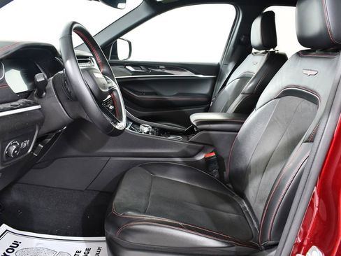 Used 2022 Jeep Grand Cherokee Trailhawk AWD/4WD image 6