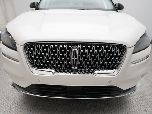 Used 2020 Lincoln Corsair AWD w/ Luxury Package image 22