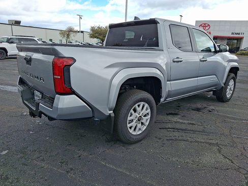 New 2026 Toyota Tacoma SR5 AWD/4WD image 7
