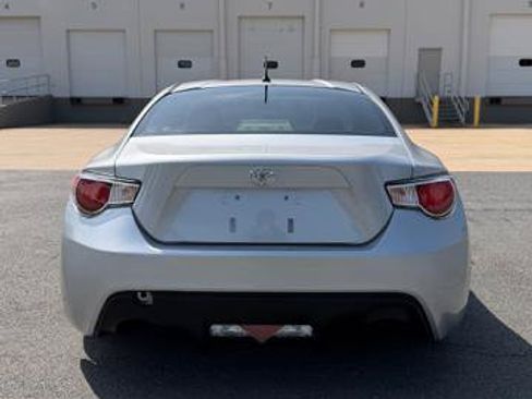 Used 2014 Scion FR-S RWD image 5