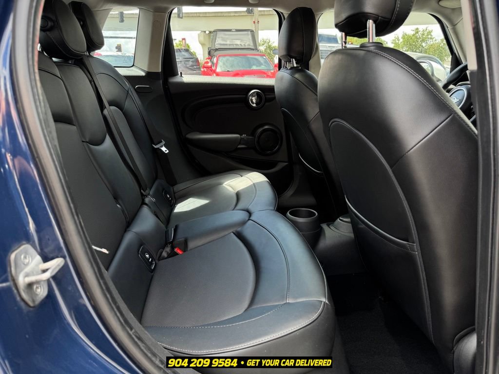 Used 2015 MINI Cooper 4-Door Hardtop FWD image 28