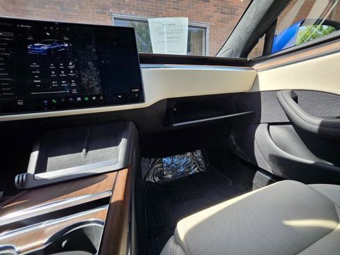 Used 2023 Tesla Model S AWD/4WD image 56