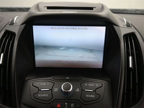 Used 2014 Ford Escape SE w/ Equipment Group 201A image 17