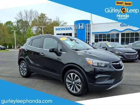 Used 2022 Buick Encore Preferred w/ Safety Package AWD/4WD image 1