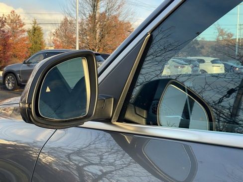 Used 2026 BMW X5 xDrive40i w/ Premium Package image 29