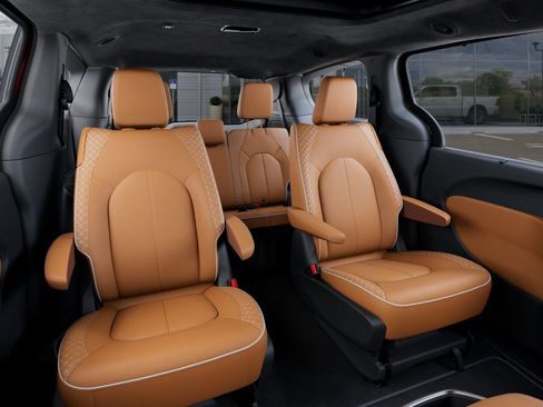 New 2026 Chrysler Pacifica Pinnacle AWD/4WD image 15