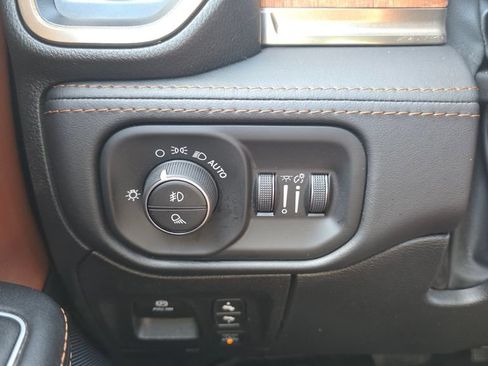 Used 2022 RAM 1500 Limited AWD/4WD image 29