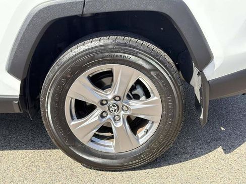 Used 2023 Toyota RAV4 XLE FWD image 7