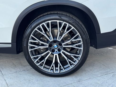 Used 2025 BMW X5 sDrive40i image 19