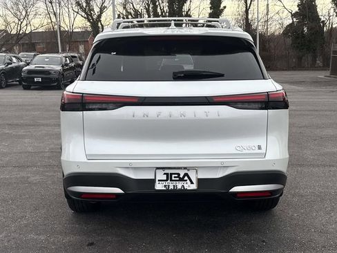 New 2026 INFINITI QX60 Luxe image 25