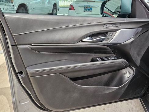 Certified 2025 Cadillac CT4 Premium Luxury image 21