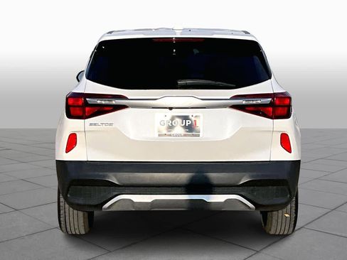 Used 2023 Kia Seltos LX image 4