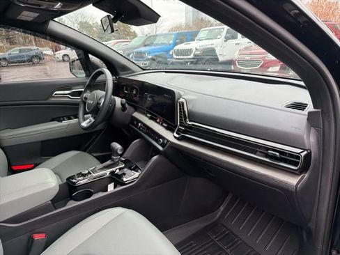 Used 2025 Kia Sportage X-Line w/ Premium Package image 26