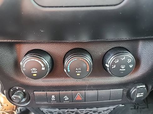 Certified 2017 Jeep Wrangler Unlimited Sport w/ Quick Order Package 24S AWD/4WD image 7