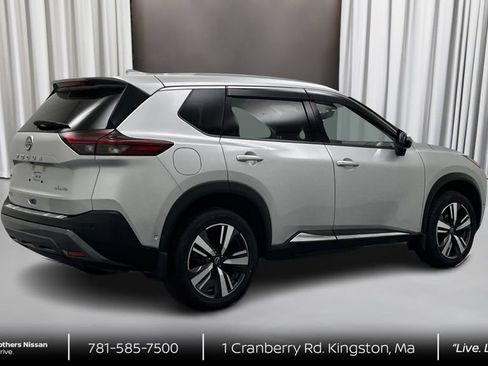 Certified 2022 Nissan Rogue SL w/ SL Premium Package AWD/4WD image 5