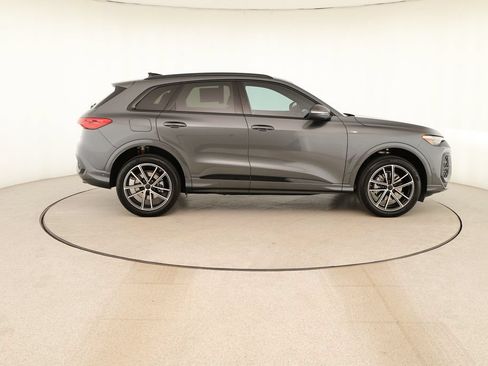 New 2026 Audi Q5 Premium Plus AWD/4WD image 8