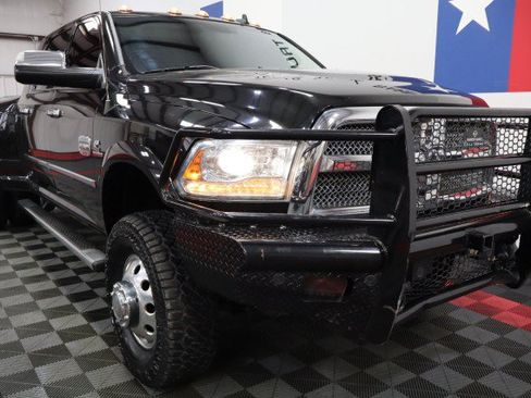 Used 2017 RAM 3500 Laramie Longhorn w/ Cold Weather Group AWD/4WD image 24