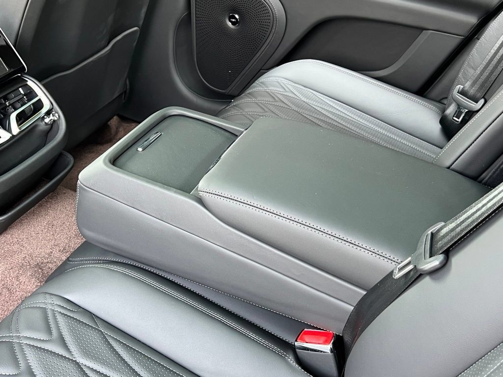 Used 2026 Bentley Flying Spur Azure AWD/4WD image 20