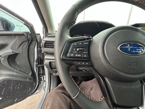 Used 2024 Subaru Crosstrek 2.5i Limited w/ Crosstrek Mirror Package image 15