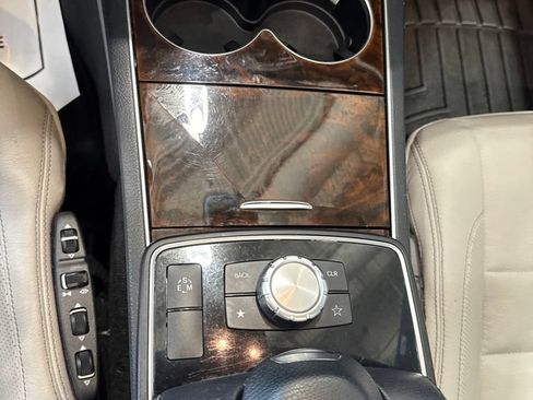 Used 2015 Mercedes-Benz E 400 4MATIC Coupe image 17