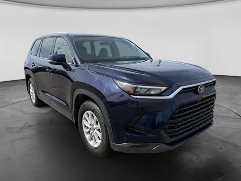 Used 2024 Toyota Grand Highlander AWD image 6