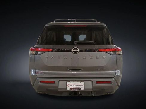 New 2026 Nissan Pathfinder SL w/ SL Premium Package AWD/4WD image 5