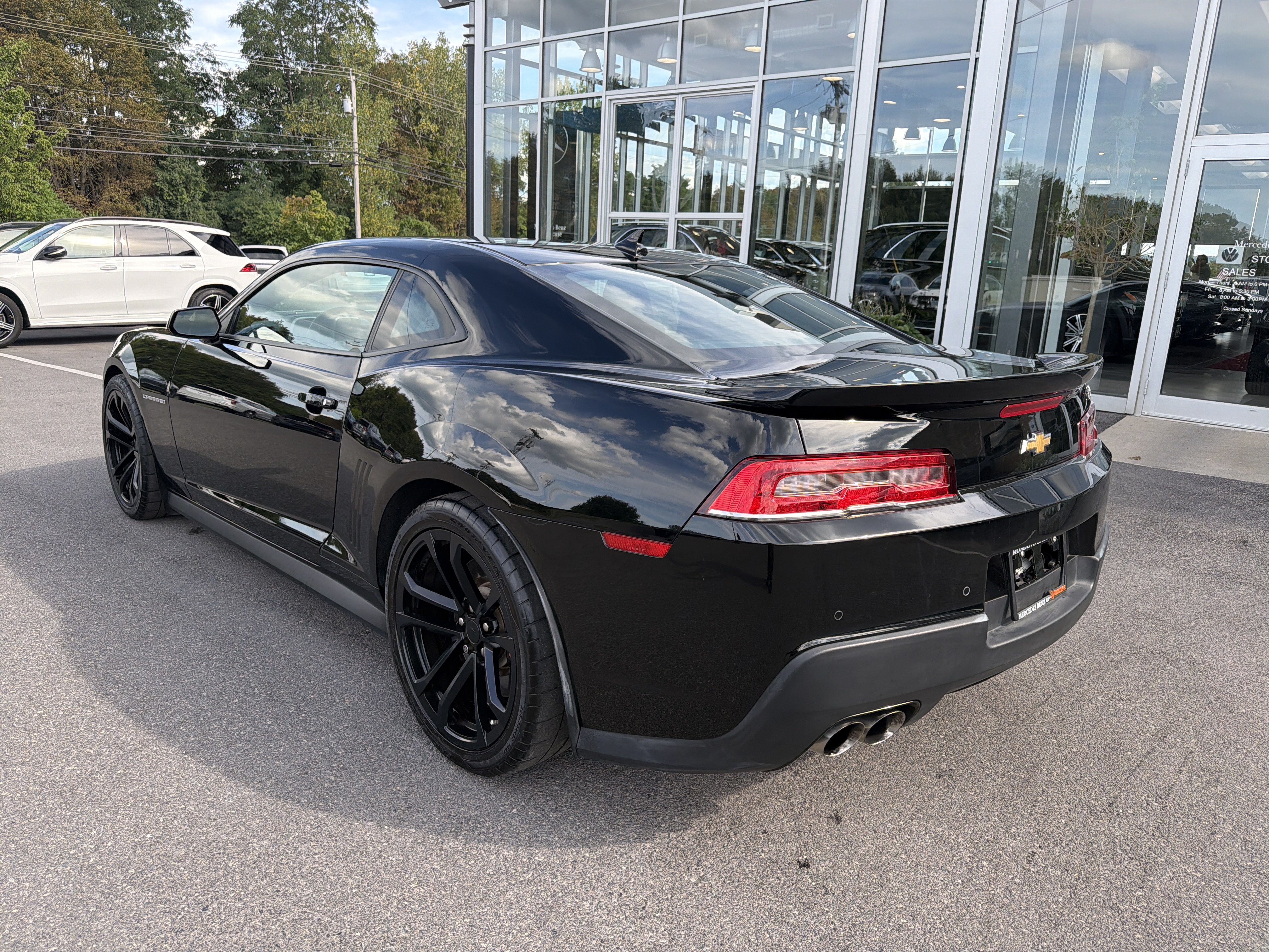Used 2015 Chevrolet Camaro ZL1 RWD image 5