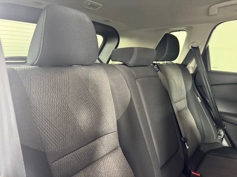 Used 2024 Nissan Rogue SV FWD image 32