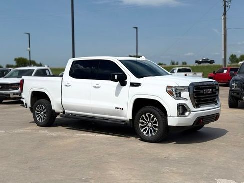 Used 2020 GMC Sierra 1500 AT4 w/ Off-Road Performance Package AWD/4WD image 1