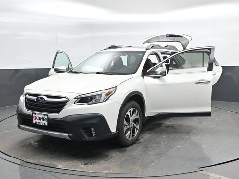 Used 2020 Subaru Outback Touring XT image 44