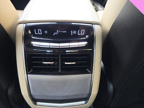 Used 2020 Cadillac CT6 Premium Luxury AWD/4WD image 12