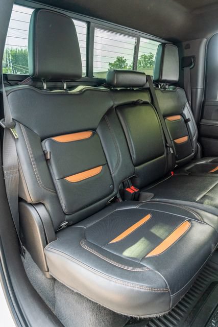 Used 2021 GMC Sierra 2500 AT4 w/ AT4 Premium Plus Package AWD/4WD image 40