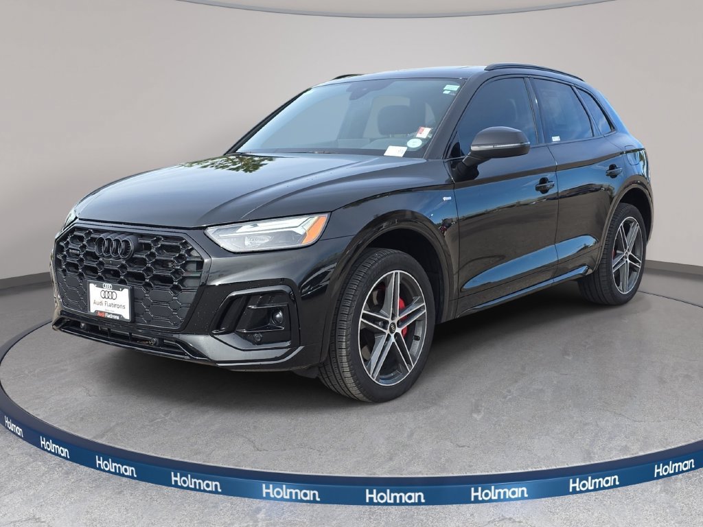Certified 2024 Audi Q5 e Premium Plus w/ Premium Plus Package AWD/4WD image 1