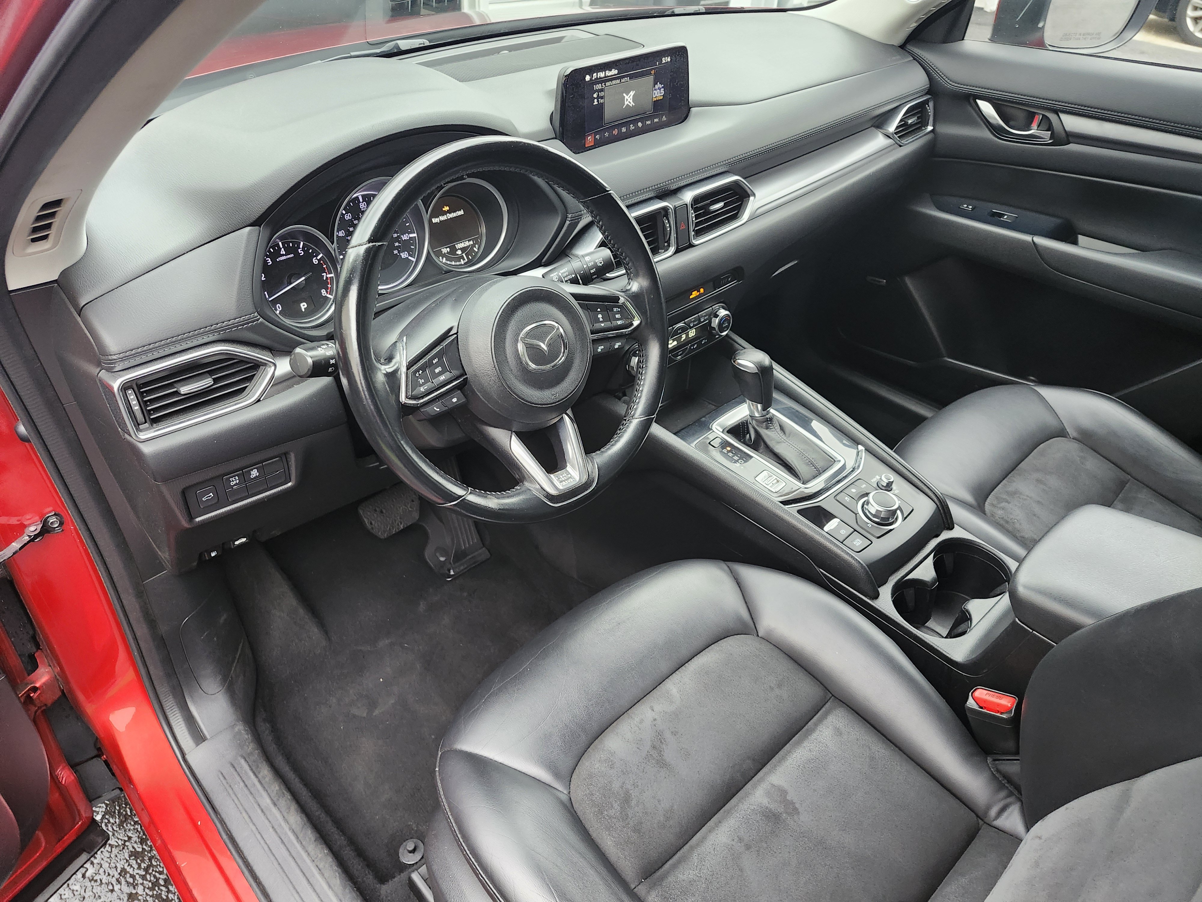 Used 2018 MAZDA CX-5 Touring w/ Preferred Equipment Package AWD/4WD image 4