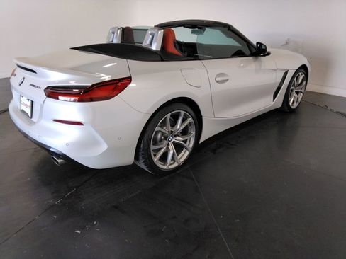 Used 2020 BMW Z4 sDrive30i w/ Premium Package image 5