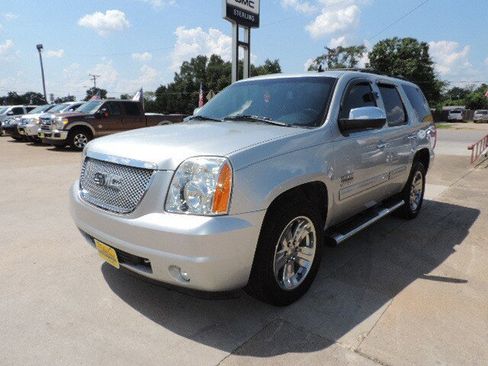 Used 2012 GMC Yukon SLT w/ Texas Edition image 2
