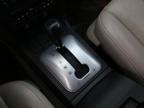 Used 2004 Chrysler Pacifica AWD image 29