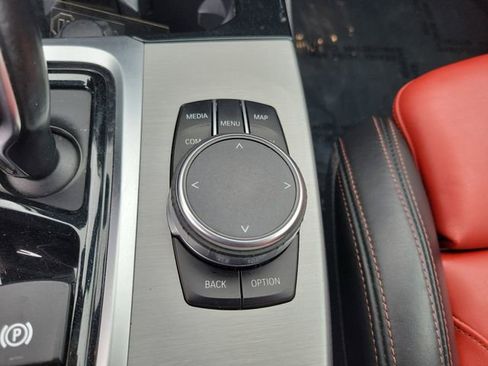 Used 2018 BMW X3 M40i image 25