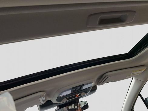 New 2026 Subaru Crosstrek 2.0i Premium image 8