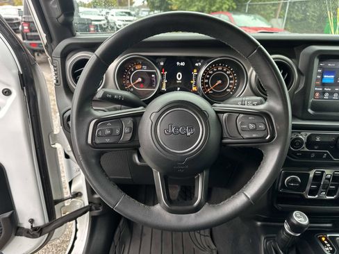 Used 2023 Jeep Wrangler Sport S image 25