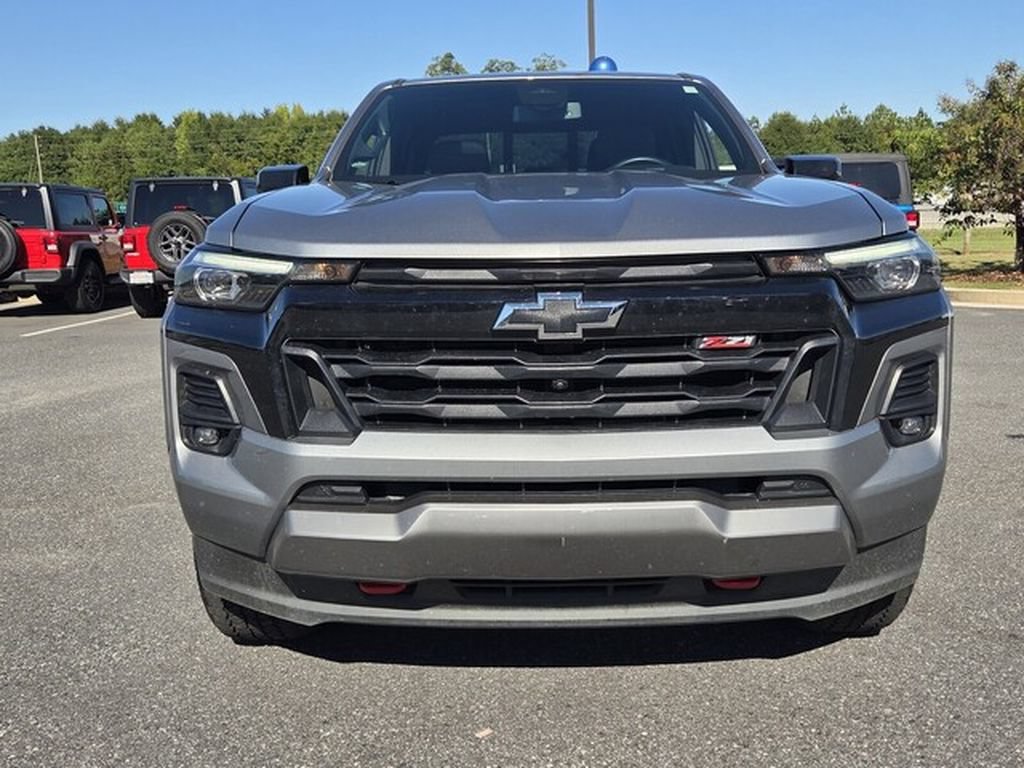 Used 2023 Chevrolet Colorado Z71 w/ Z71 Convenience Package 2 AWD/4WD image 15
