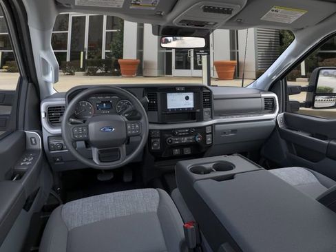 New 2026 Ford F250 XLT AWD/4WD image 9