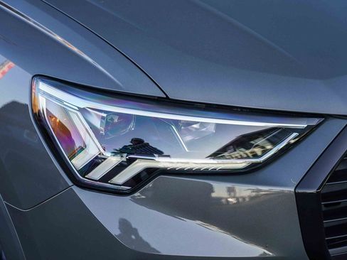 New 2025 Audi Q3 2.0T Premium Plus image 2